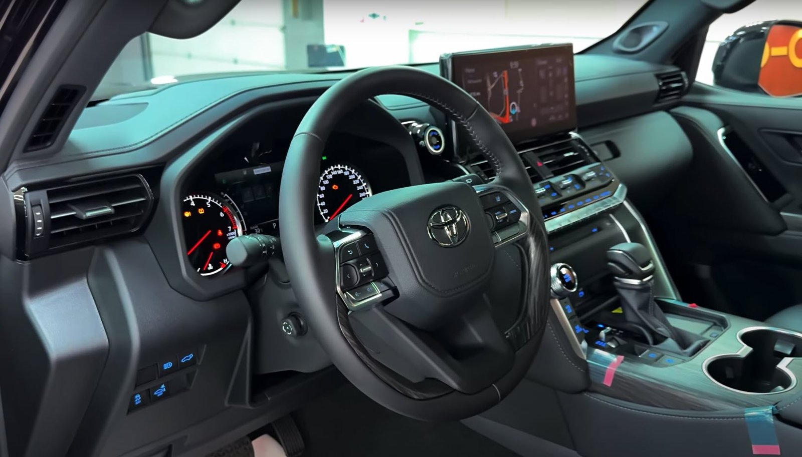 لاندكروزر صيانة