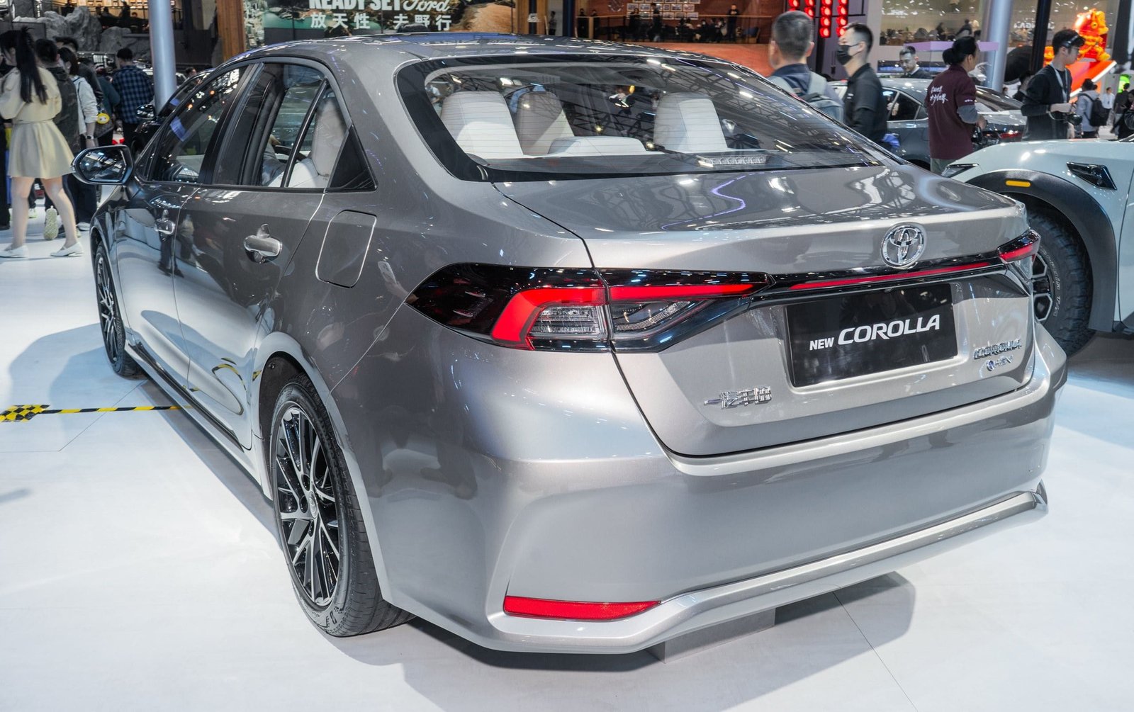 تويوتا كورولا الجديدة 2026 - شكل خلفي عن قرب